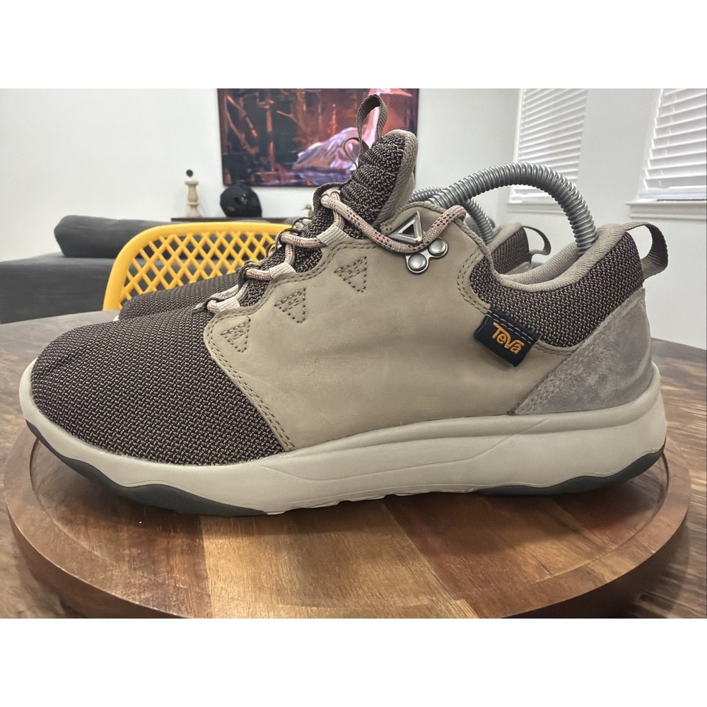 Teva Arrowood Venture WP Womens 9 Waterproof Hiking Sneakers Brown 1103269